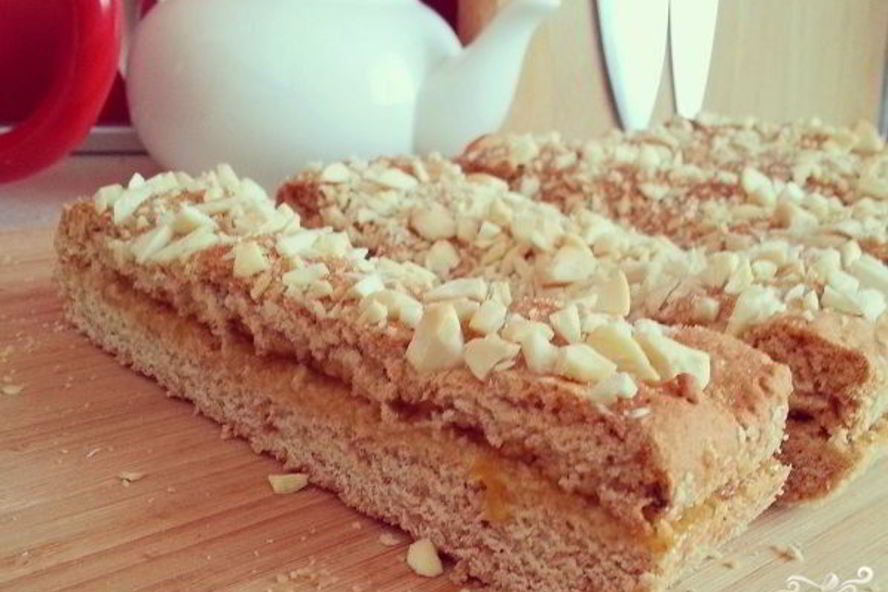 Рецепт коврижки медовой с орехами