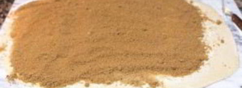 рулетики с корицей и глазурью. Шаг 4