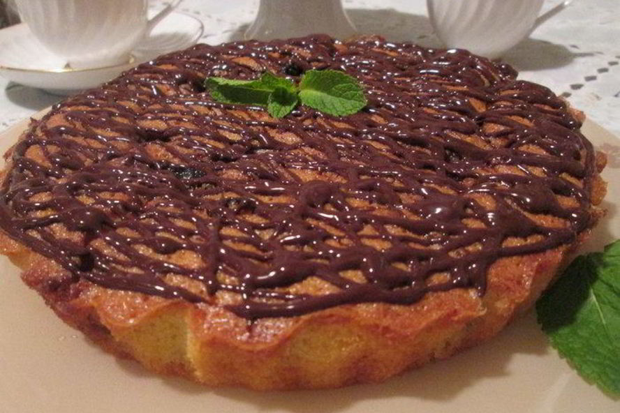 Рецепт шарлотки с черносливом по-итальянски