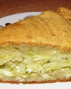 Шарлотка с капустой в духовке