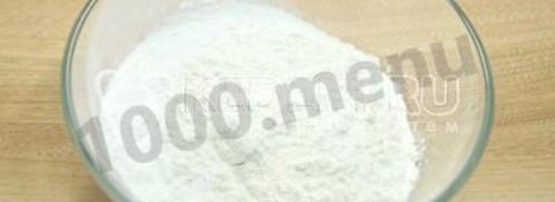 шарлотка с творогом и яблоками. Шаг 5