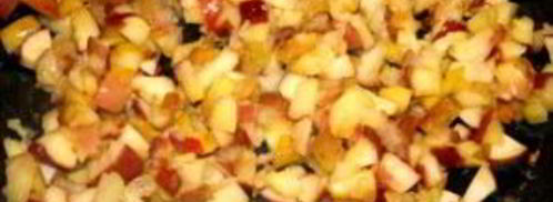 шарлотка с яблоками и безе. Шаг 6