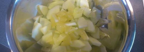 шарлотка с яблоками и лимонами. Шаг 3