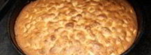 шарлотка с замороженными яблоками. Шаг 8