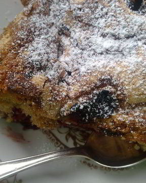 Вишневая шарлотка