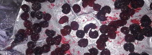 вишневая шарлотка. Шаг 4