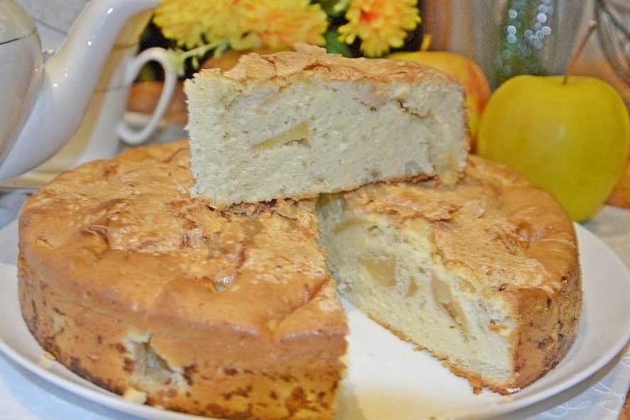 Рецепт яблочной шарлотки классика