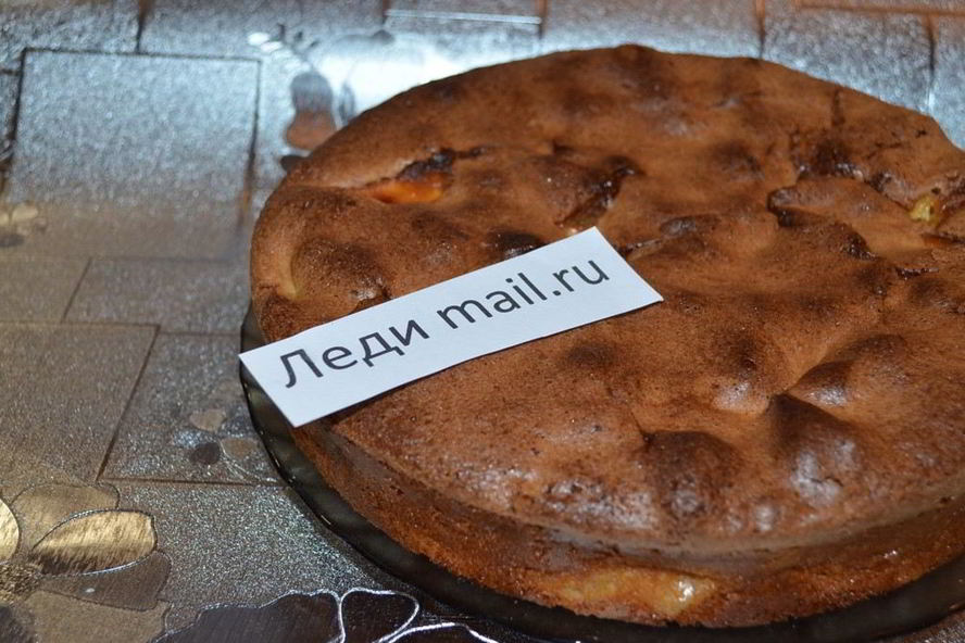 Рецепт яблочной шарлотки