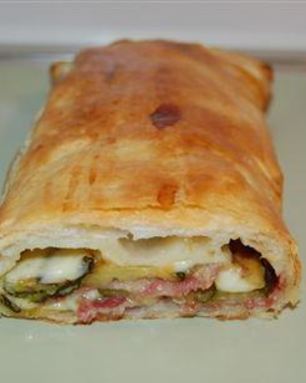 Штрудель с беконом и цукини