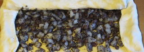 штрудель с грушами, изюмом и маком. Шаг 7