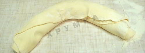 штрудель с мясом из слоеного теста. Шаг 10