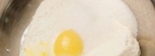 штрудель с творогом и вишней. Шаг 2