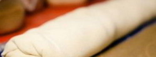 штрудель с творогом и вишней. Шаг 10