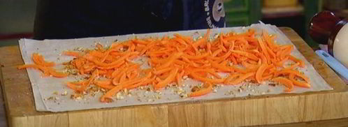 штрудель с тыквой, изюмом и вяленой вишней. Шаг 9