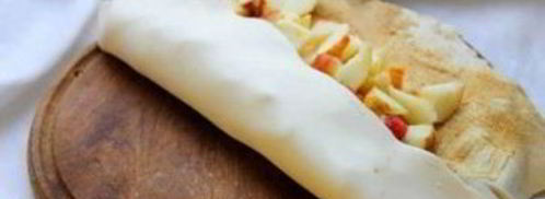 яблочный штрудель из слоеного дрожжевого теста. Шаг 5