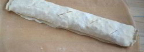 яблочный штрудель из слоеного теста. Шаг 4