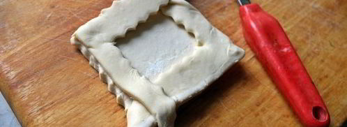 слойки с мясом dog bowl. Шаг 8