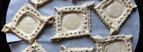 слойки с мясом dog bowl. Шаг 11