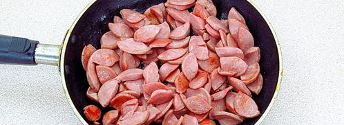 слойки с сосисками. Шаг 2