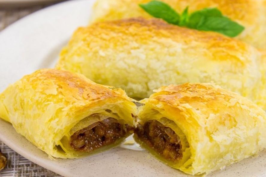 Рецепт слоек со сгущенкой