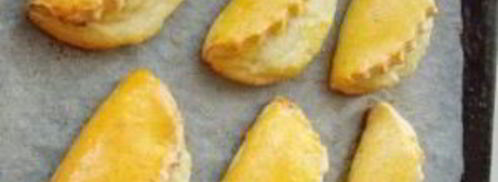 сочни с творогом из песочного теста. Шаг 10