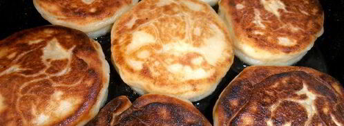 сырники с шоколадным вулканчиком — праздничный завтрак. Шаг 9