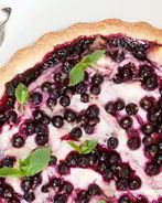 Творожник со смородиной