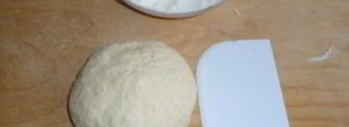 тесто для пышек на кефире. Шаг 2