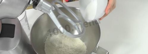 тесто на пиве простое и универсальное. Шаг 2