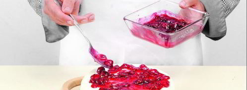 бисквит со сливочным желе и ягодами. Шаг 6