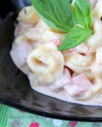 Тортеллини в сливочном соусе