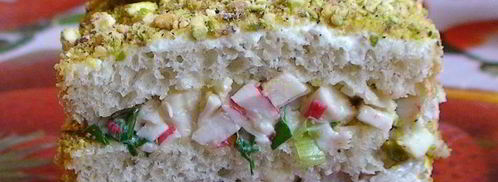 закусочные тортики с сельдью и крабовыми палочками. Шаг 8