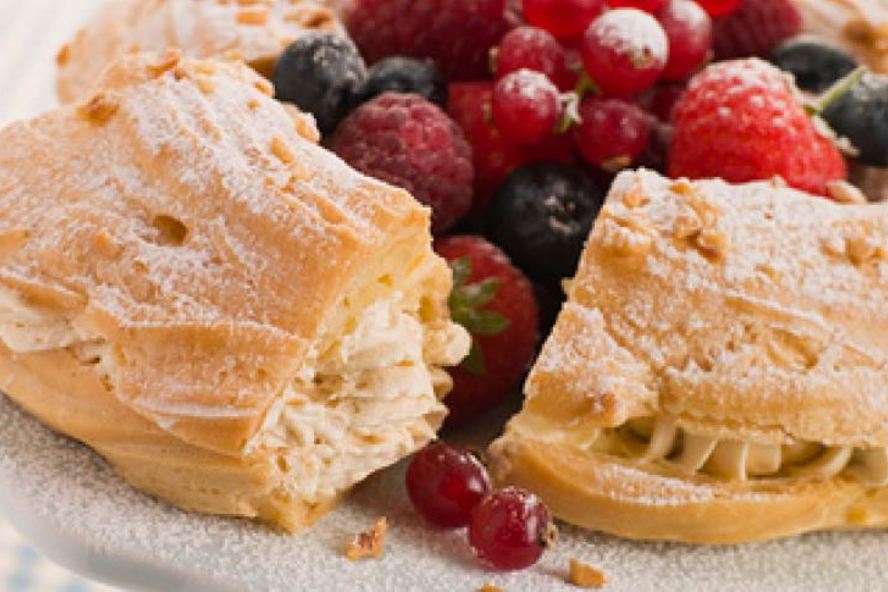 Рецепт профитролей с кремом шантильи