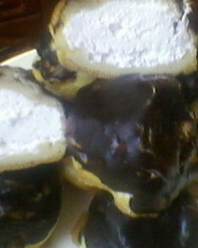 Эклеры с бананово-йогуртовым кремом