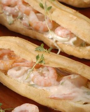 Эклеры с креветками