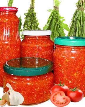 Аджика с хреном и кабачками