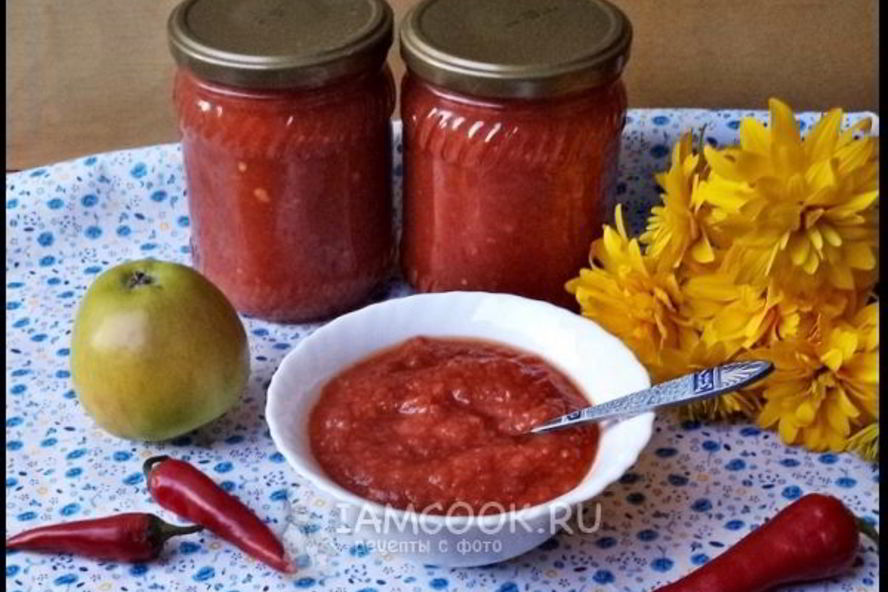 Рецепт аджики с яблоками на зиму