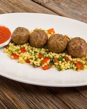 Митболы с птитимом и домашней аджикой