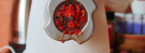 острая аджика из кабачков. Шаг 5