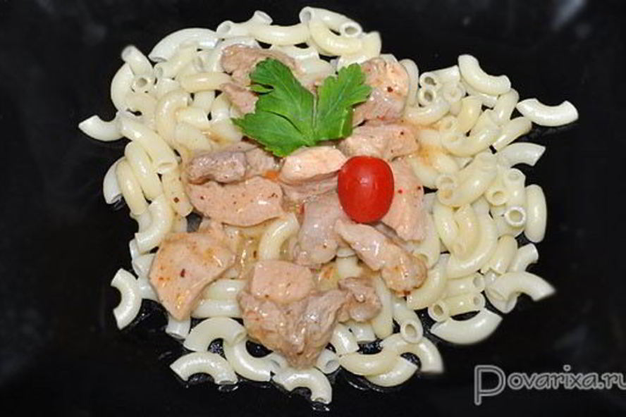 Рецепт свинины, тушенной с аджикой