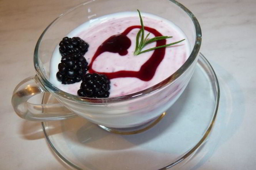 Рецепт десерта с ежевичным джемом