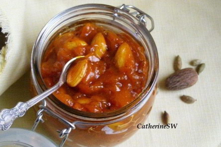 Рецепт джема из кураги с мадерой и пряностями