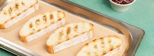 кростини с джемом и горгонзоллой. Шаг 4