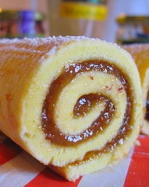 Рулет с джемом