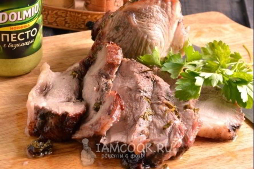 Рецепт свинины, запеченной с вишневым джемом и вином