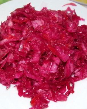 Капуста, квашенная со свеклой