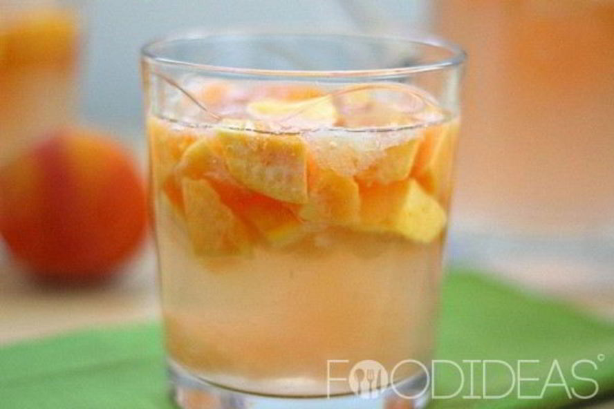 Рецепт компота из персиков