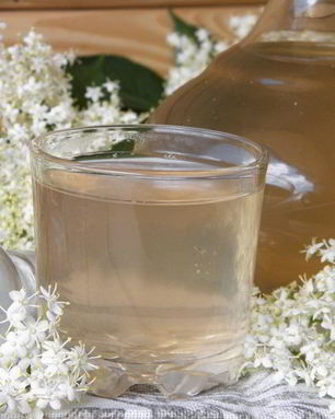 Компот из цветков бузины