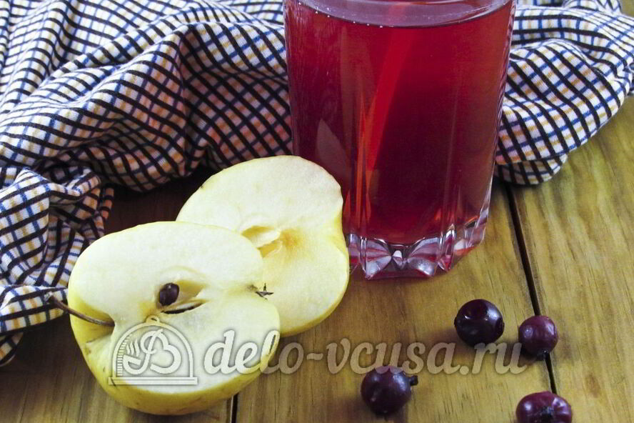 Рецепт компота из яблок и черной смородины