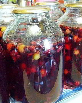 Компот Ягодное ассорти